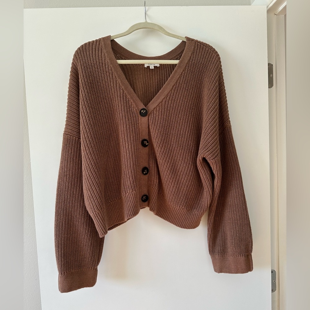 Vetta Chunky Cropped Cardigan in Walnut-Size Medium